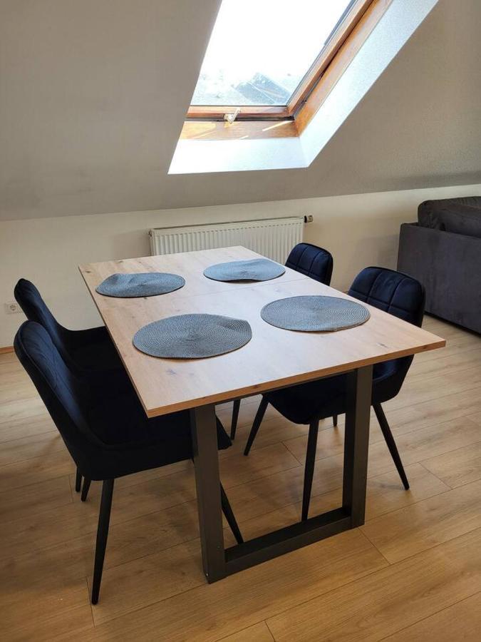 Zentrale Wohnung In Crailsheim Exteriér fotografie